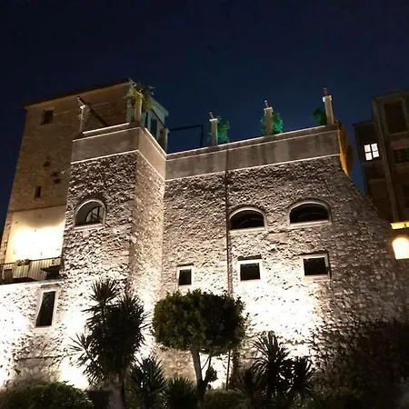 Bed & Breakfast Torre Caetana *