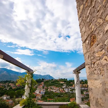 Bed & Breakfast Torre Caetana *